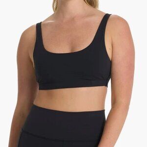 Vuori Daily Scoop Back Sports Bra